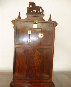 紅木時(shí)鐘 傳承古韻的仿古家居精品